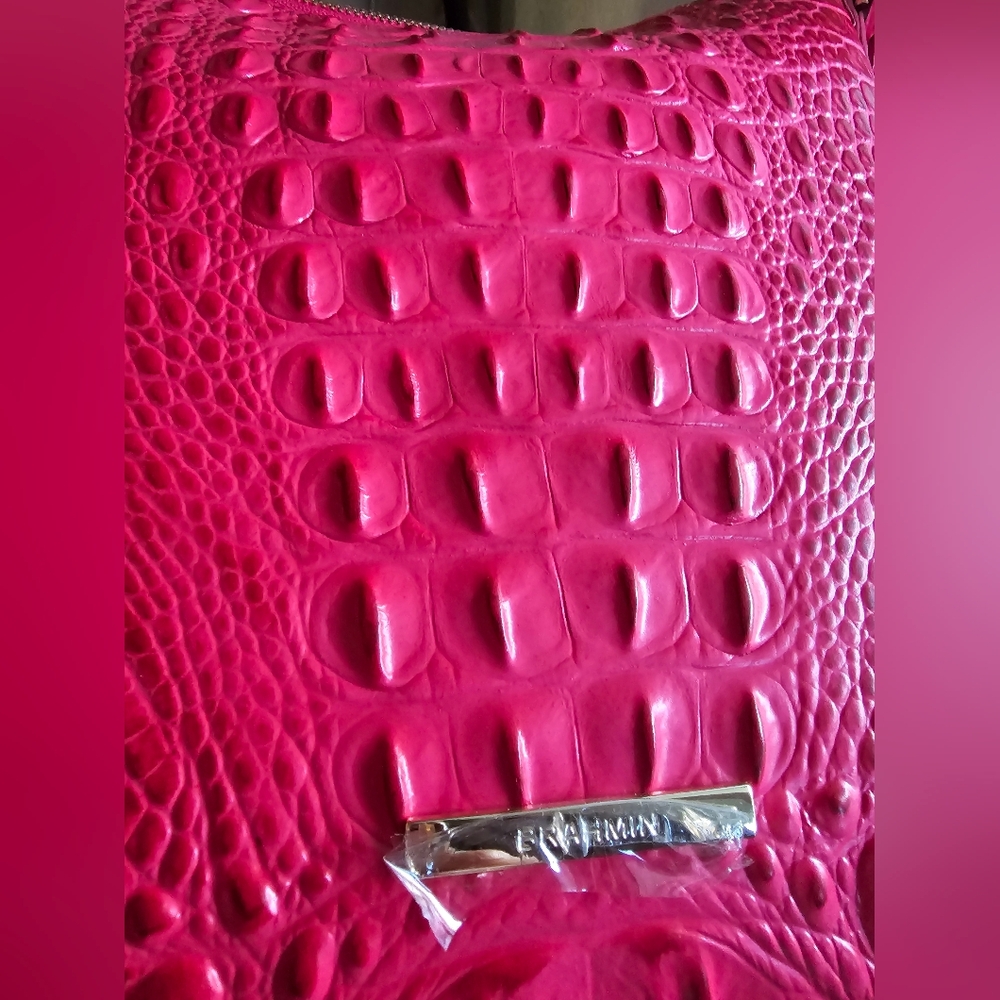 Crossbody - Picture 4 of 12